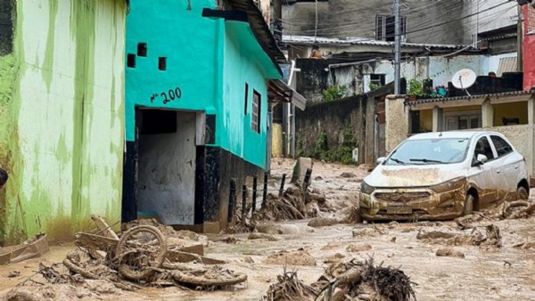 Brezilya'da şiddetli yağışların yol açtığı selde 7 kişi hayatını kaybetti